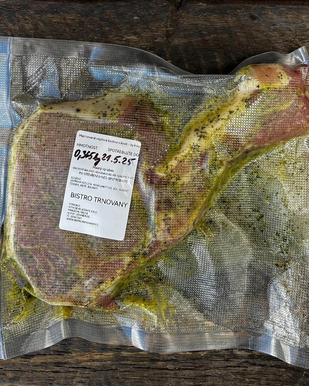 Marinovaná vepřová kotleta s bylinkami