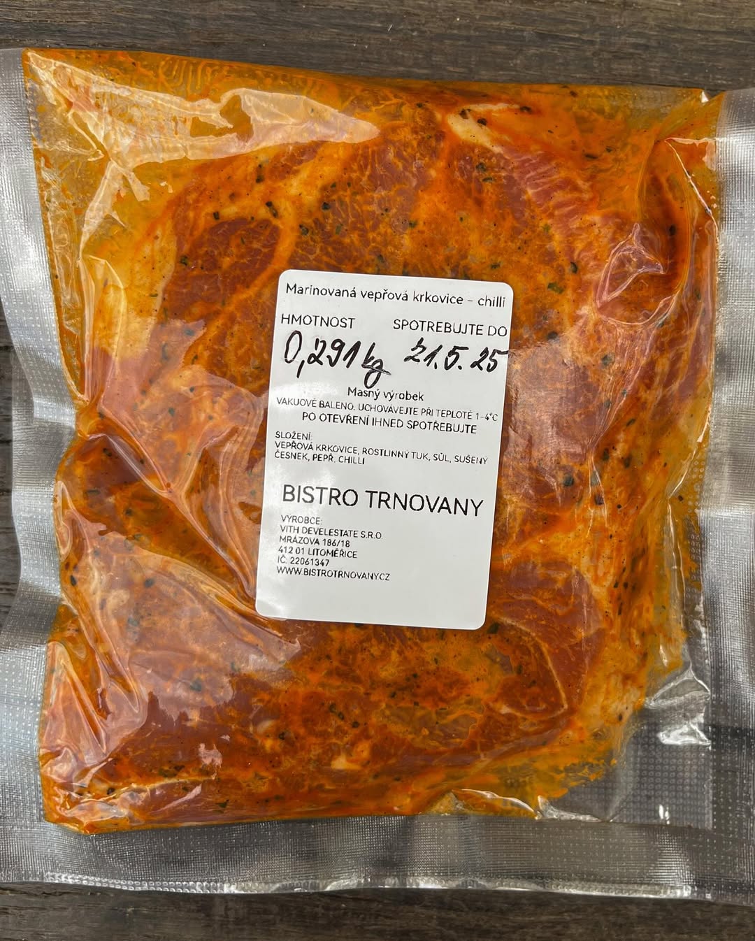 Marinovaná vepřová krkovice — chilli